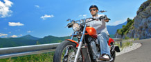 Motorrad und Cabrio mieten